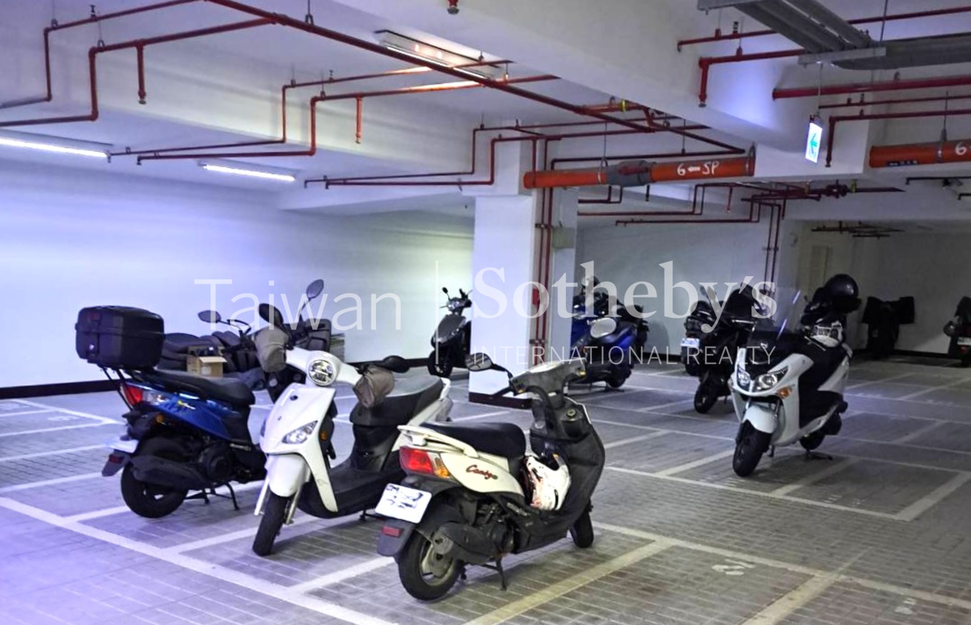 固昌大樓停車空間